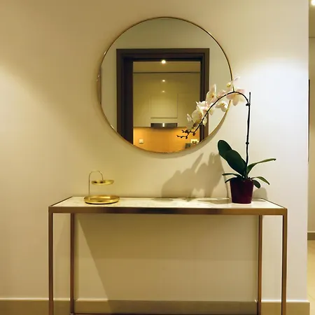 Elegant Apartment With Direct Access To Dubai Mall Exterior photo