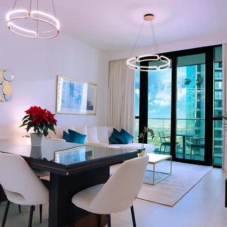 Elegant Apartment With Direct Access To Dubai Mall Exterior photo