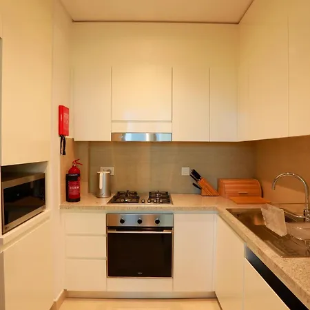 Elegant Apartment With Direct Access To Dubai Mall Exterior photo